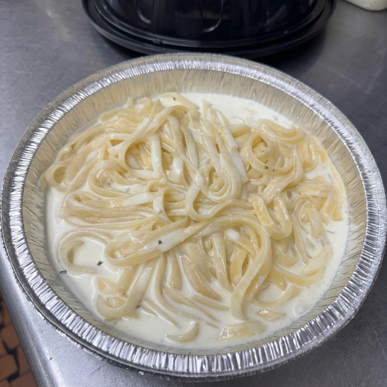Delicious Fettuccine Alfredo
