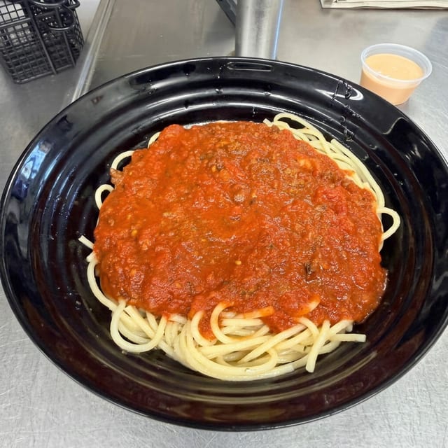 Spaghetti w/Tomato Sauce.